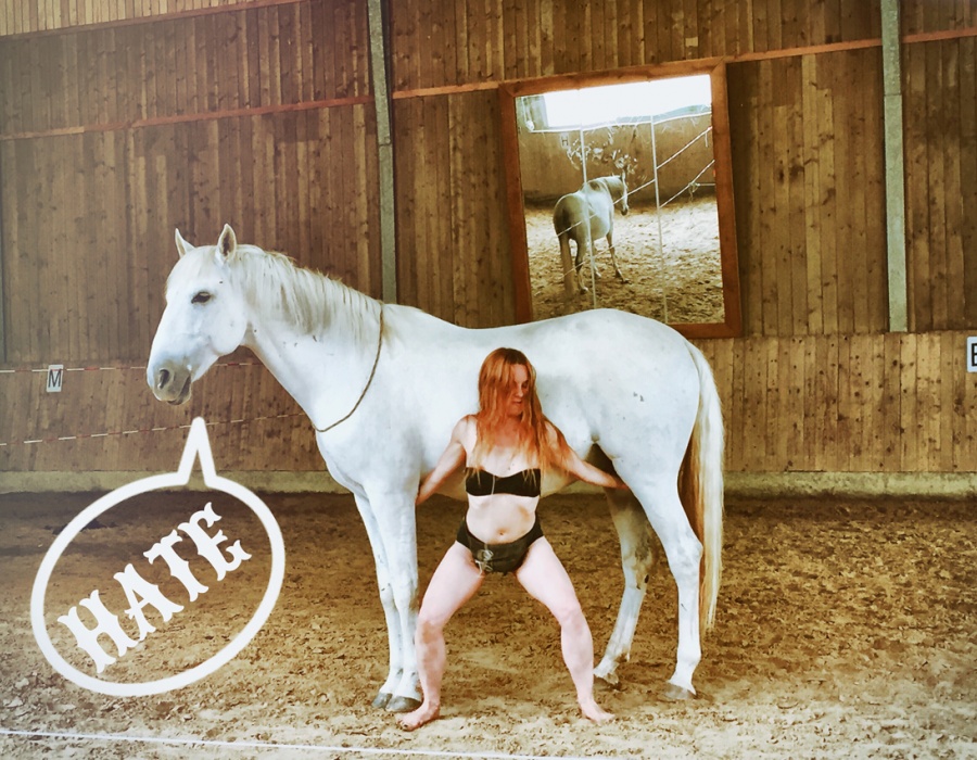 Laetitia Dosch / Cie. Viande Hachée du Caire: Hate